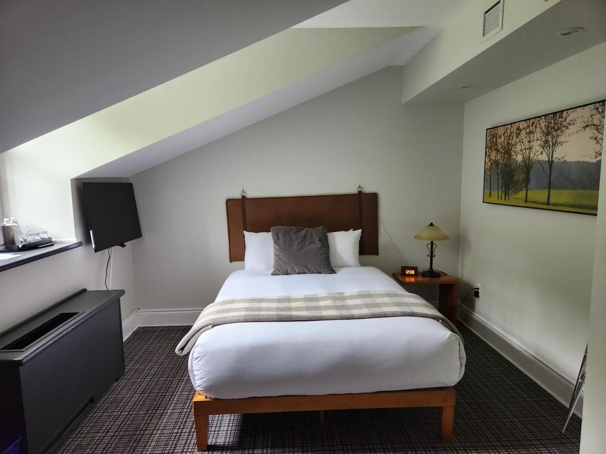 Lodge Moulin Mill &